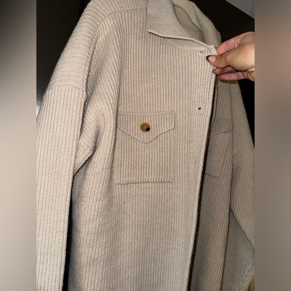 Women’s Jacket - Picture 6 of 12